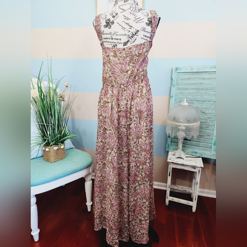 Denim 24/7 Plus Size Paisley Maxi Dress - Picture 5 of 9